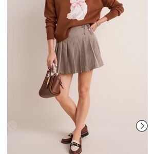 Francesca's Hannah Pleated Mini Skirt